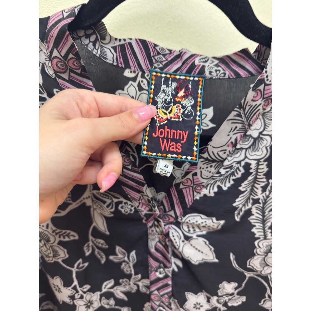 Johnny Was Edina Fringe Blouse Black Floral Silk Boho V-Neck Top XS W18423-E - Picture 6 of 6